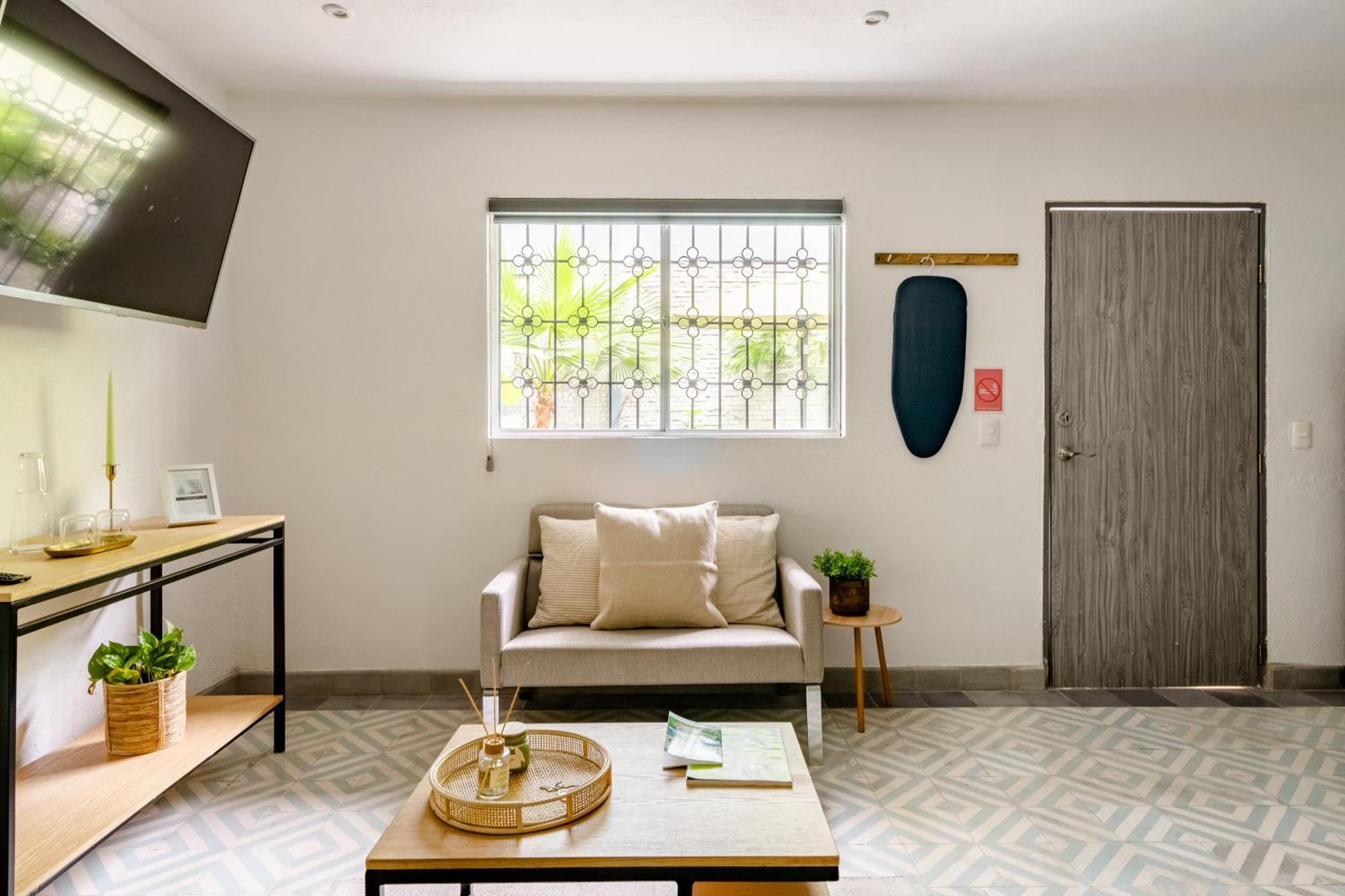 ホテル Casa Mateo グアダラハラ エクステリア 写真